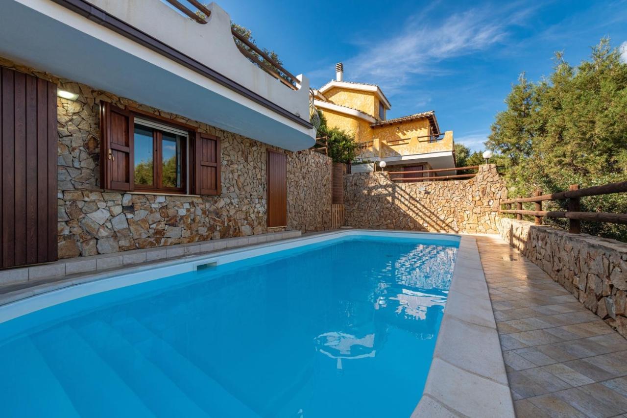Villa Acquamarina Semi Detached Villa With Private Pool And Wifi Torre delle Stelle Eksteriør bilde