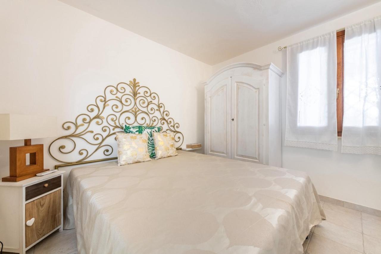 Villa Acquamarina Semi Detached Villa With Private Pool And Wifi Torre delle Stelle Eksteriør bilde