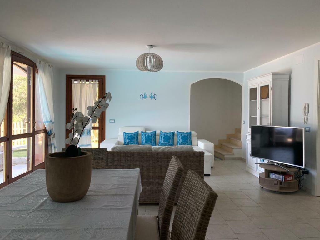 Villa Acquamarina Semi Detached Villa With Private Pool And Wifi Torre delle Stelle Eksteriør bilde